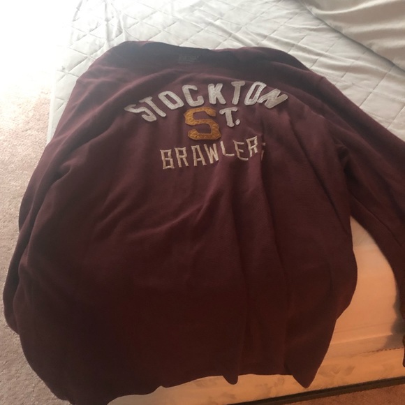 Old Navy Other - Men’s old navy sweatshirt